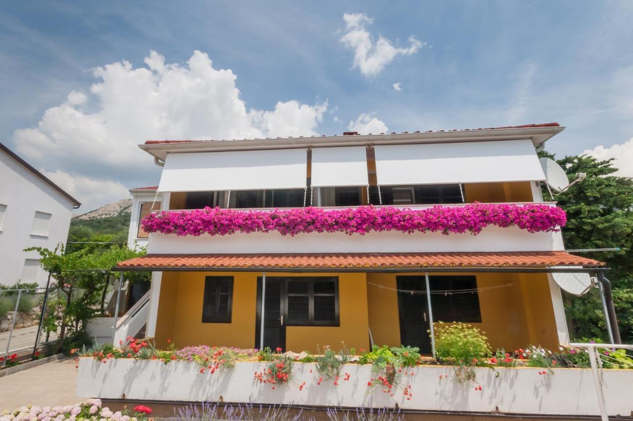 Apartments Surfinia Baska  Ngoại thất bức ảnh