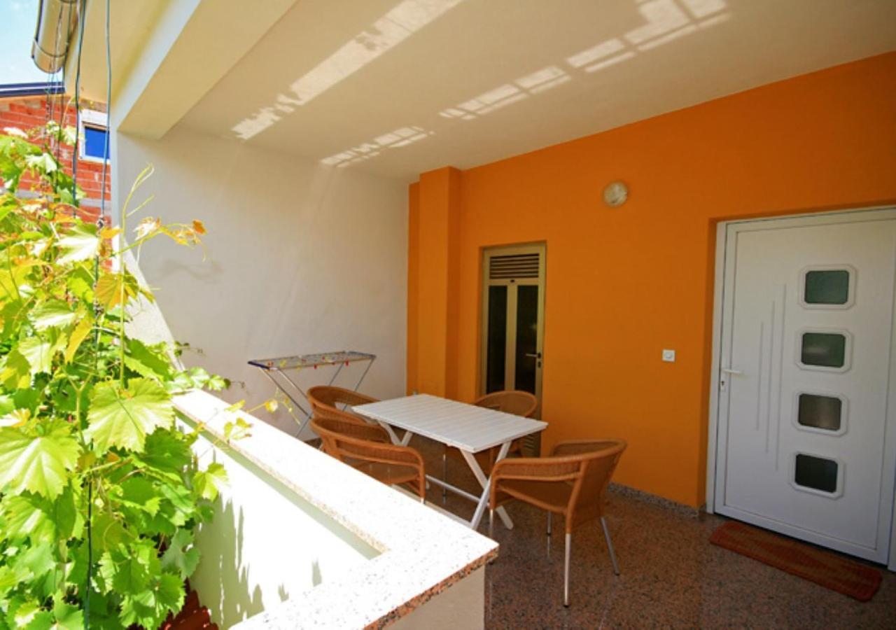 Apartments Surfinia Baska  Ngoại thất bức ảnh